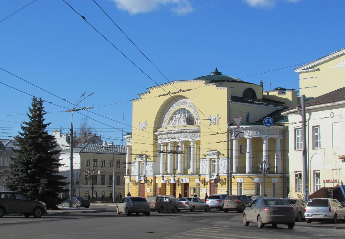 Ярославль без спешки: монастыри, сады и палаты древнего центра