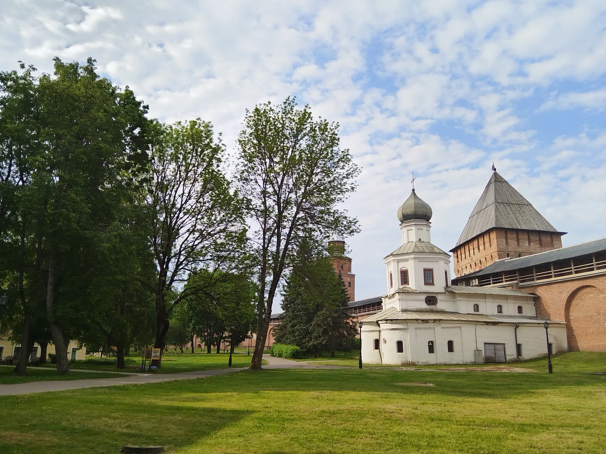 Детинец и Пискупля: театральная прогулка по тайнам Новгородского кремля